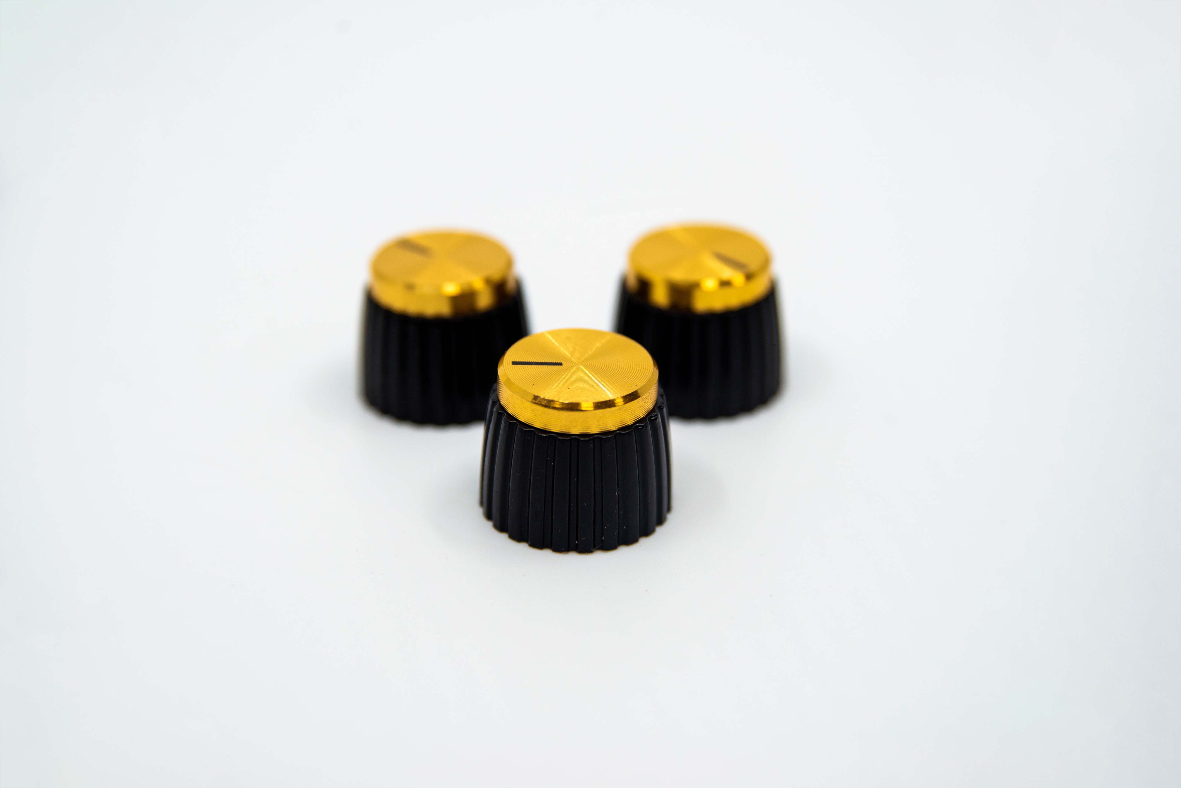 Black-Gold Knobs (Set of 3)