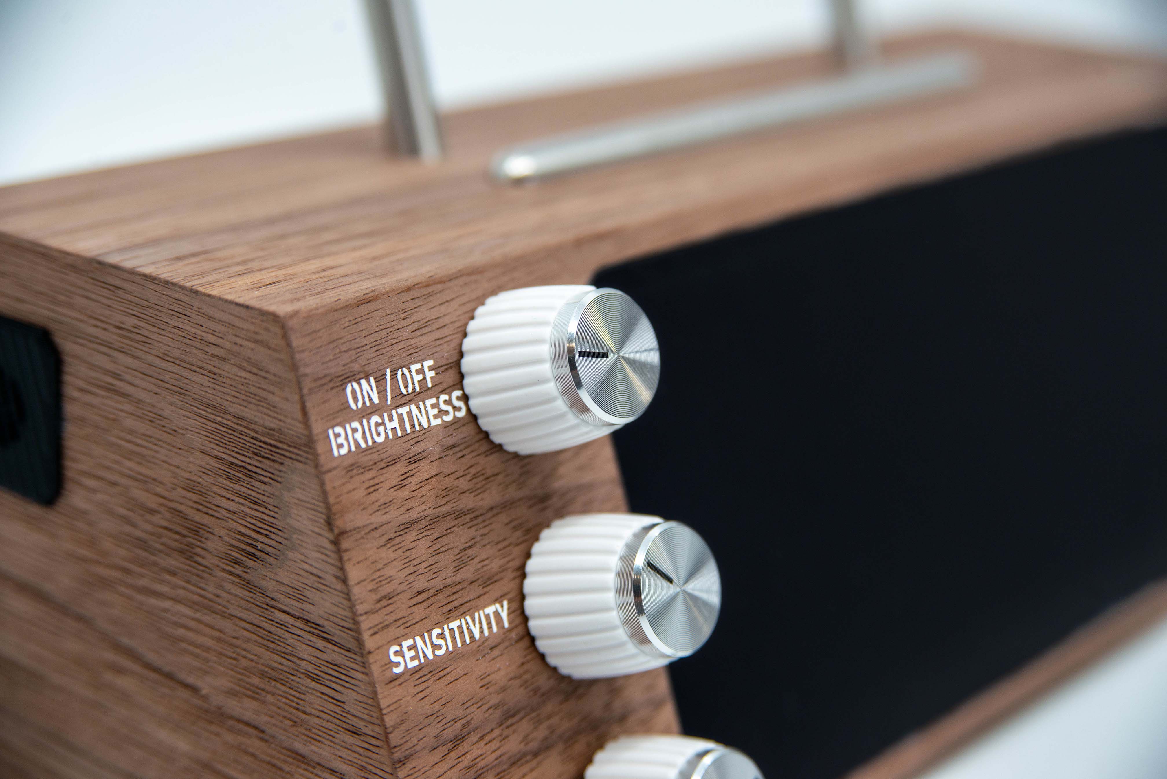 White-Silver Knobs (Set of 3)