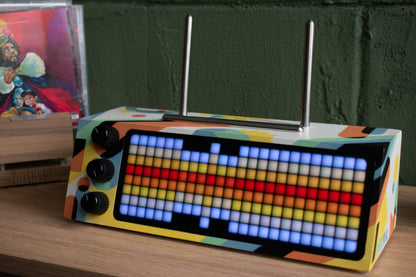 PETRU × MIINTSII: Smart Vinyl Record Stand 1 of 1